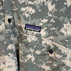 Patagonia Reversible Synchilla Fleece - Digital Camo Large